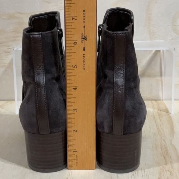 Donald J. Pliner Camie Brown Ankle Booties Sleek Suede Leather Shoes Women 8 - Picture 8 of 10